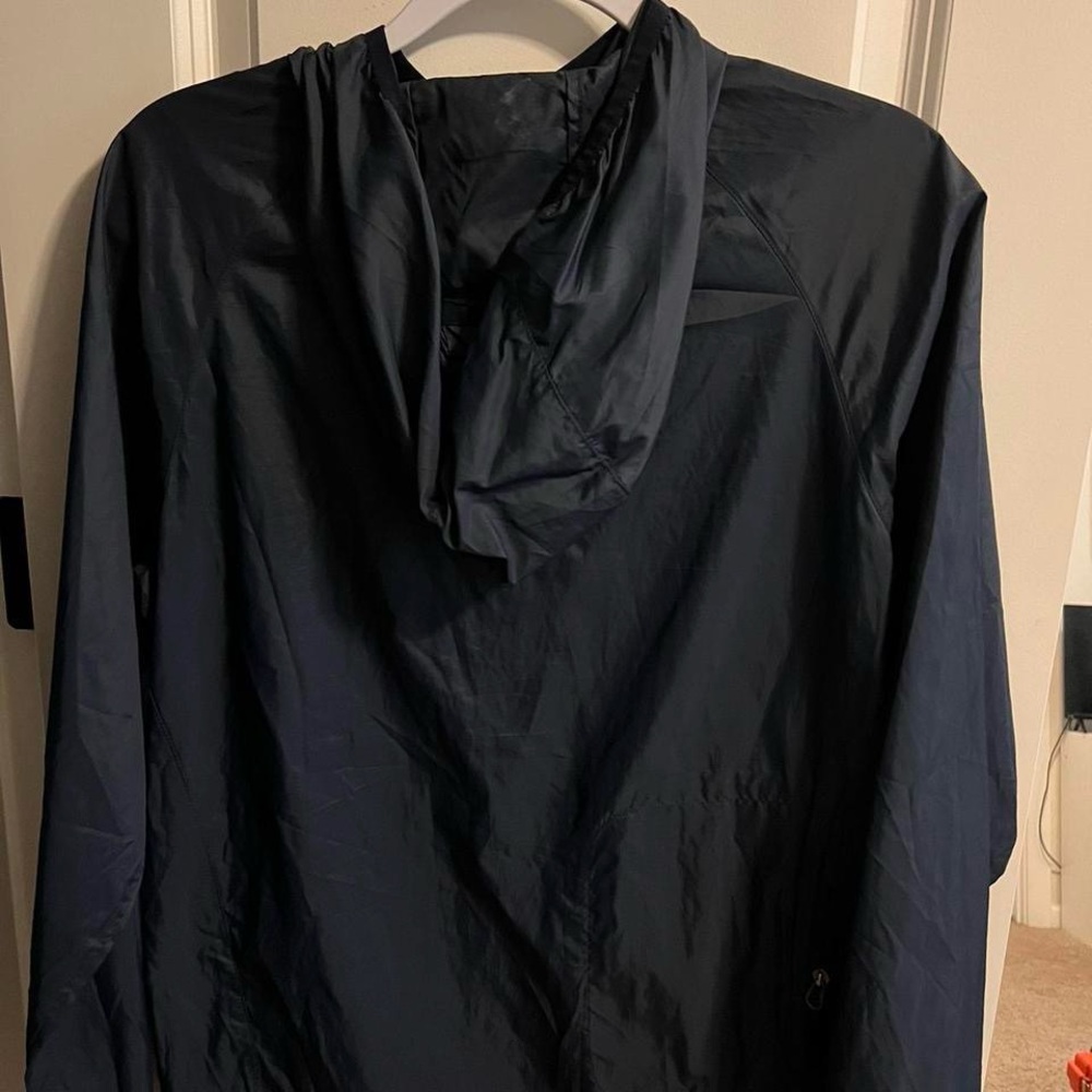 New Balance Men's Navy Jacket - Picture 2 of 2